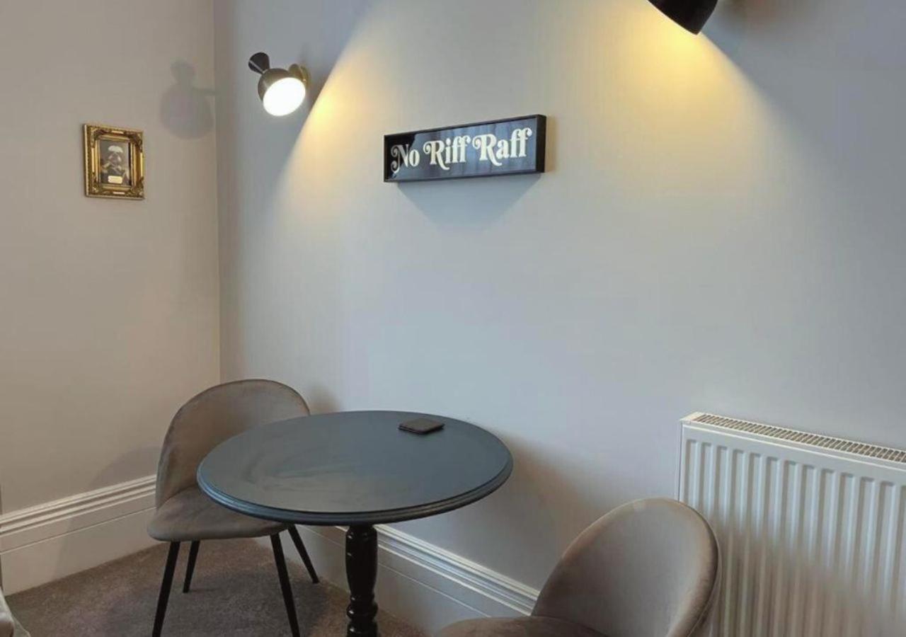3 Sheets To The Wind, Boutique Holiday Apartment In Torquay Exterior foto